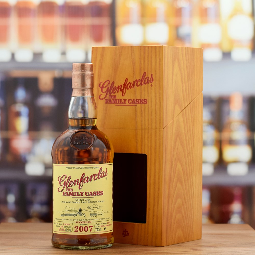 Glenfarclas 'Family Cask' 2007 / 16 years old #2670 59.9%